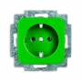 Busch-Jäger SCHUKO®-pistorasia, jossa on int. erh. touch protection green 2013-0-5309